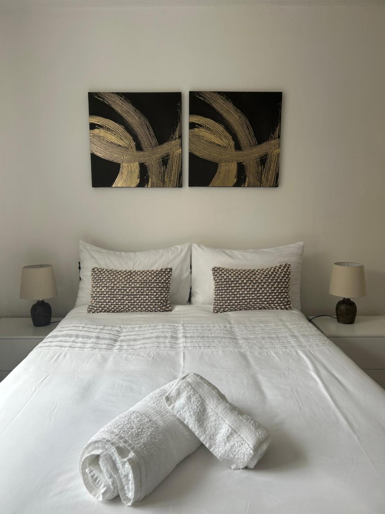 No6 Overnight Stays Free Onsite Parking Hindlip Exteriör bild