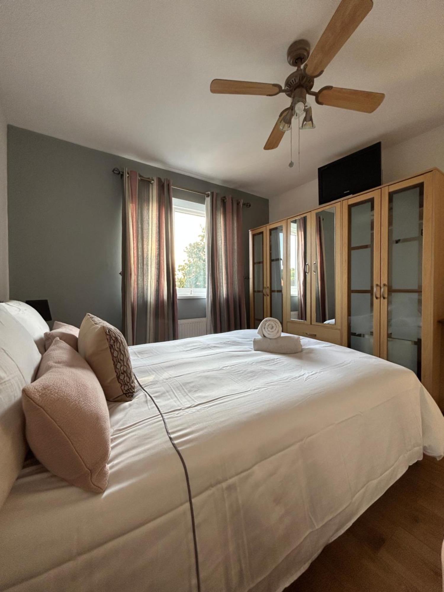 No6 Overnight Stays Free Onsite Parking Hindlip Exteriör bild