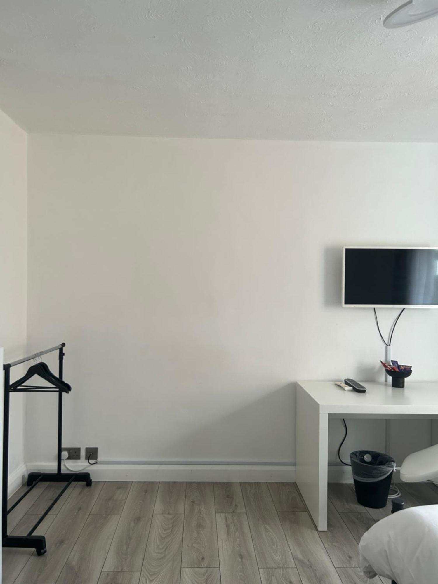 No6 Overnight Stays Free Onsite Parking Hindlip Exteriör bild