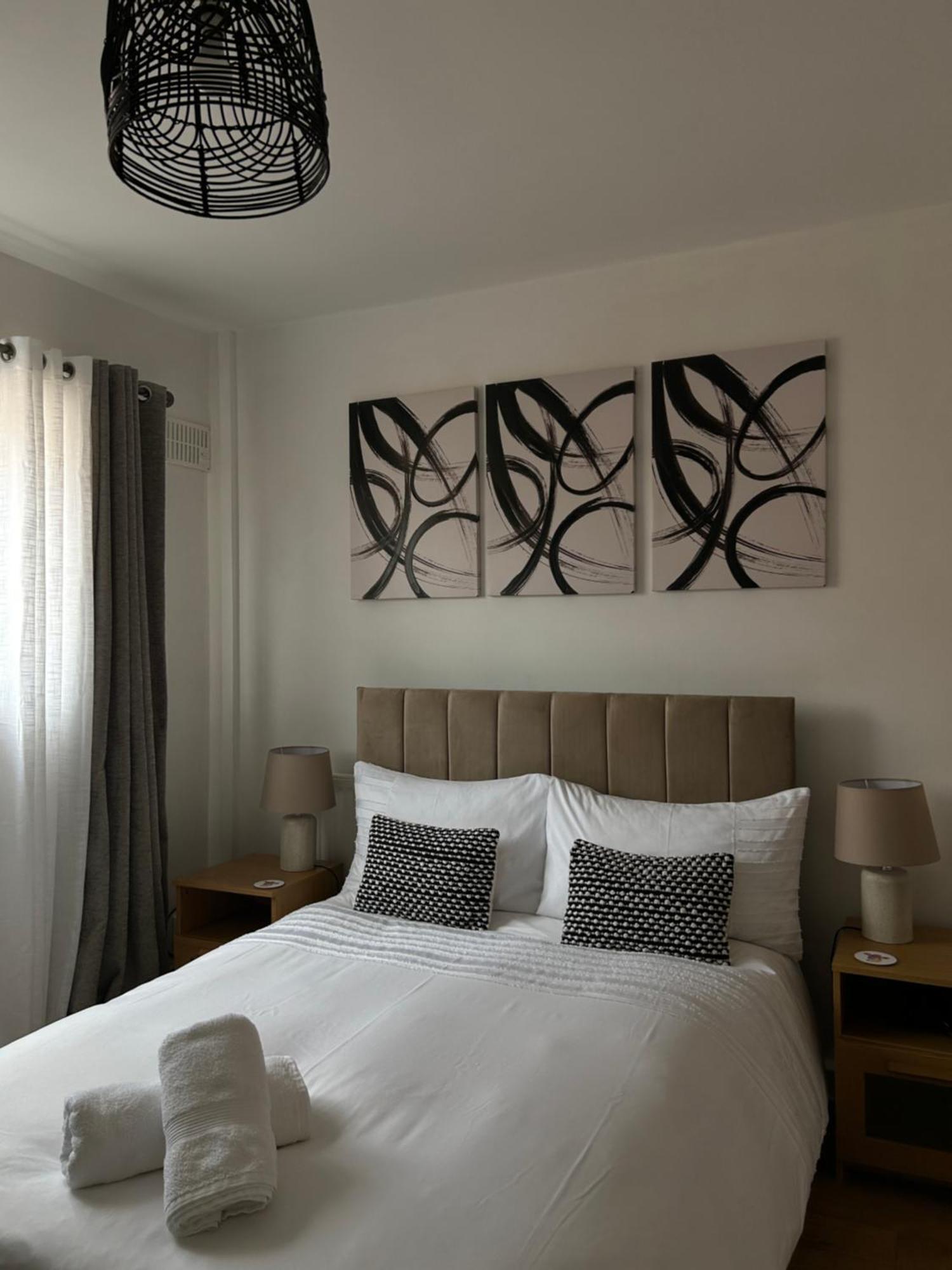 No6 Overnight Stays Free Onsite Parking Hindlip Exteriör bild